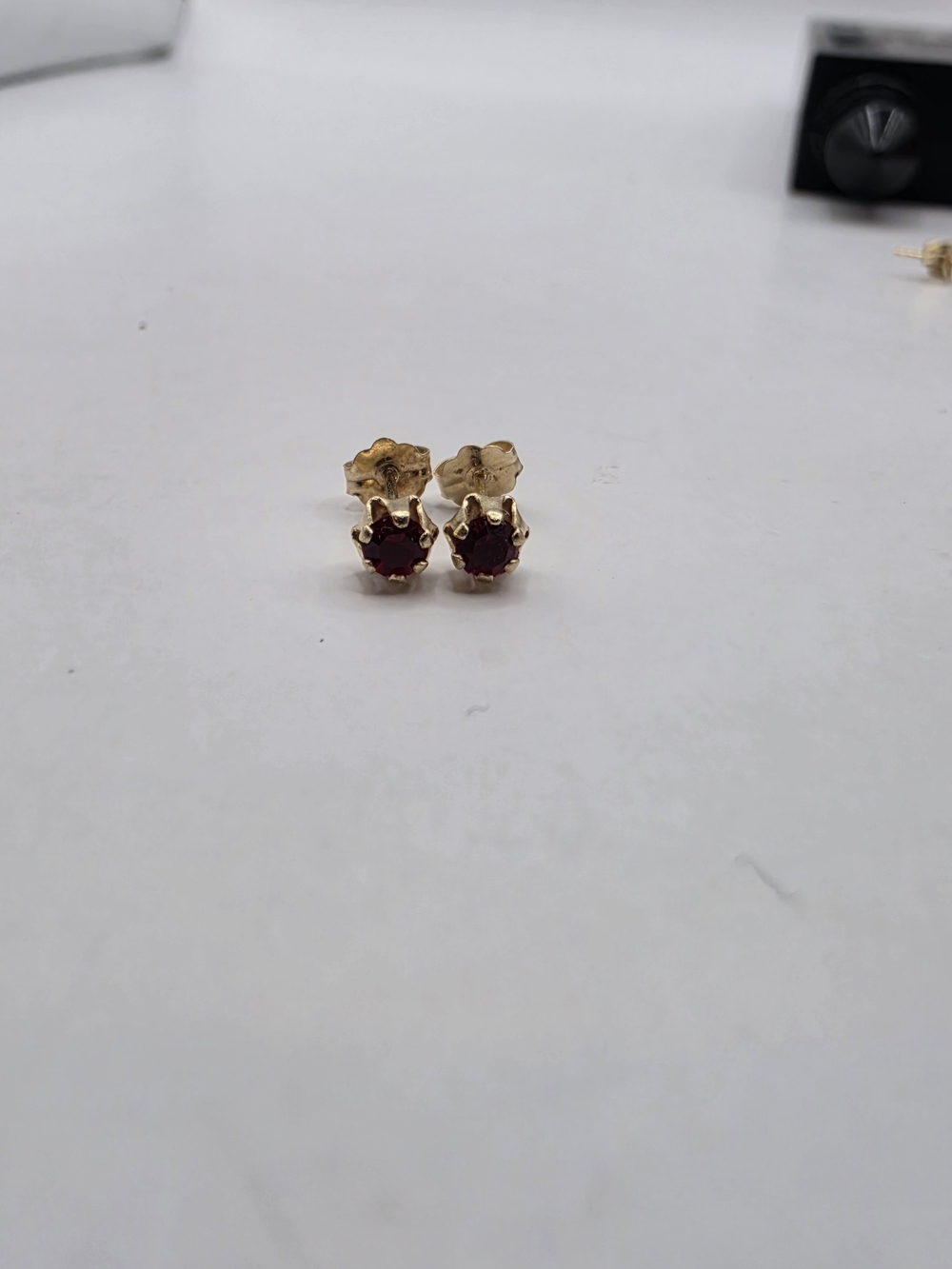 14K Yellow Gold Red Amethyst Stud Earrings